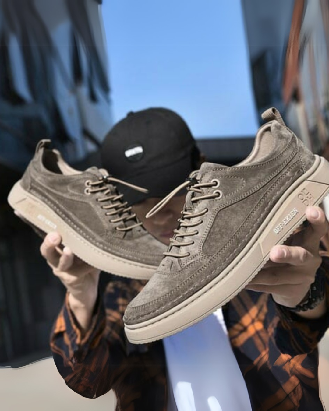 (PAGUE 1 LEVE 2) Sapatênis Masculino Em Couro Premium Off-Ekien + BRINDE