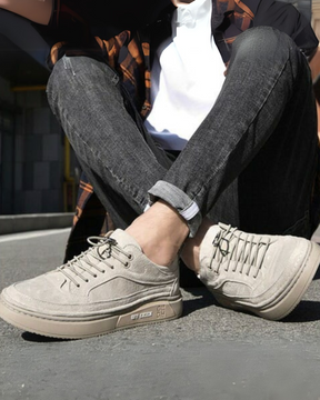 (PAGUE 1 LEVE 2) Sapatênis Masculino Em Couro Premium Off-Ekien + BRINDE